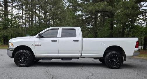 2017 RAM 2500 Tradesman Crew Cab 4x4 8' Box