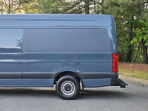 2019 Mercedes-Benz Sprinter 2500 High Roof