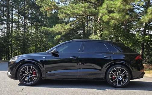 2021 Audi Q8 55 Premium Plus