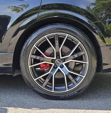 2021 Audi Q8 55 Premium Plus