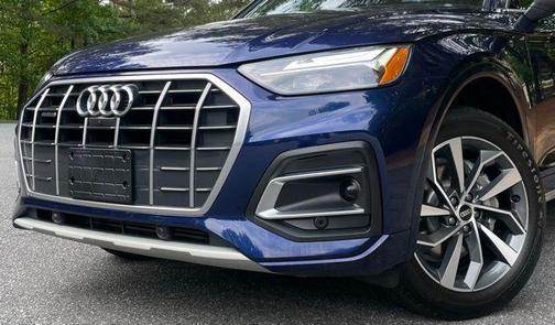 Blue Metallic 2021 Audi Q5 45 Premium Plus