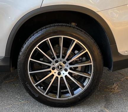 2022 Mercedes-Benz GLC 300 Base