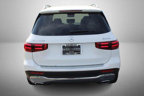 2025 Mercedes-Benz GLB 250 4MATIC