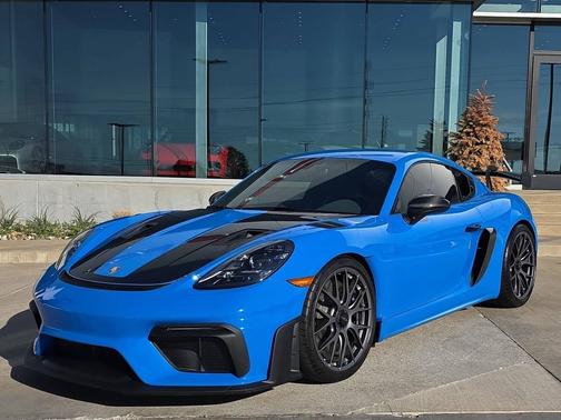 2023 Porsche 718 Cayman 