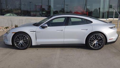 2025 Porsche Taycan RWD