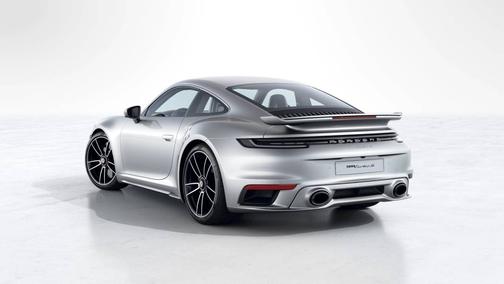 GT-Silver Metallic 2022 Porsche 911