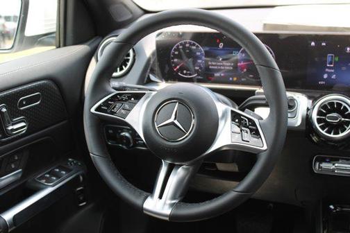 2025 Mercedes-Benz GLB 250 Base