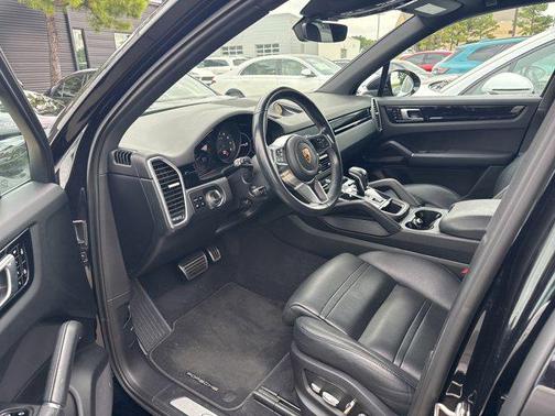 2020 Porsche Cayenne S