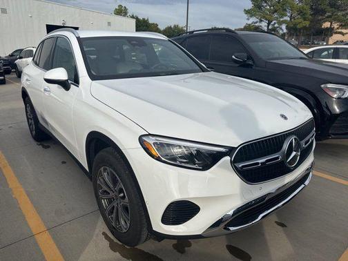 2025 Mercedes-Benz GLC 300 4MATIC