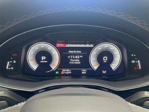 2022 Audi Q8 55 Premium Plus