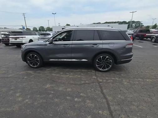2022 Lincoln Aviator Reserve AWD