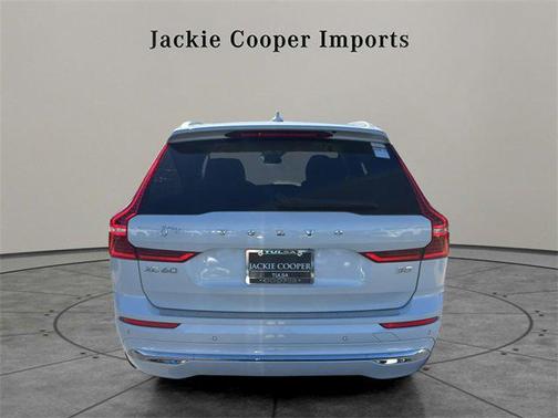 2022 Volvo XC60 B5 Inscription