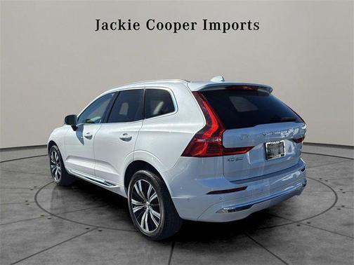 2022 Volvo XC60 B5 Inscription