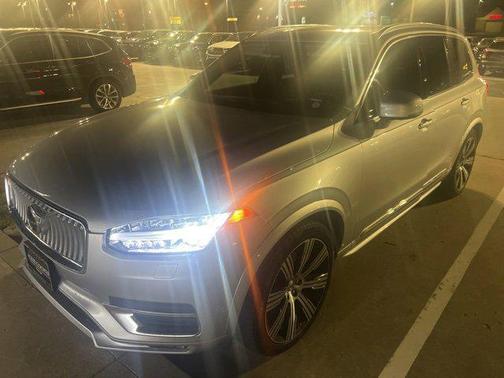2022 Volvo XC90 T6 Inscription