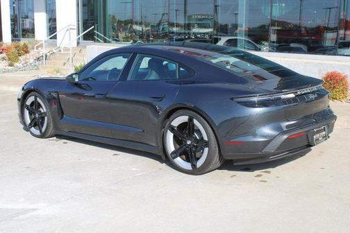 2025 Porsche Taycan RWD