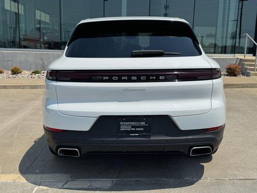 2024 Porsche Cayenne AWD