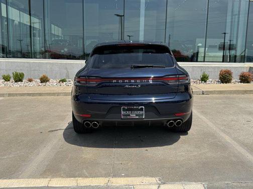 2020 Porsche Macan S