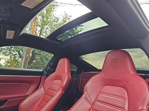 2022 Porsche 911 Turbo