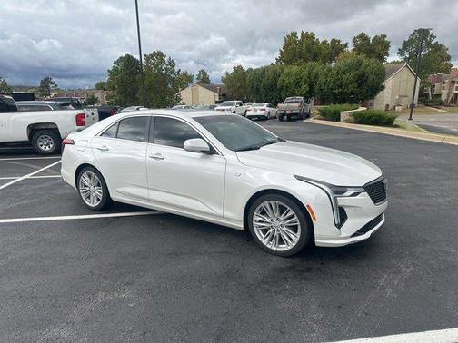 2024 Cadillac CT4 Premium Luxury