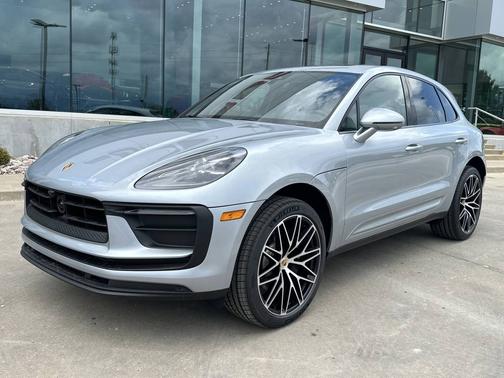 2025 Porsche Macan 