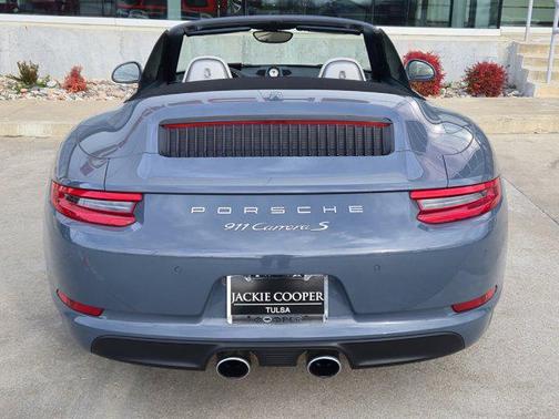 2017 Porsche 911 Carrera S