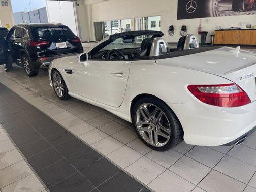 2015 Mercedes-Benz SLK-Class SLK350