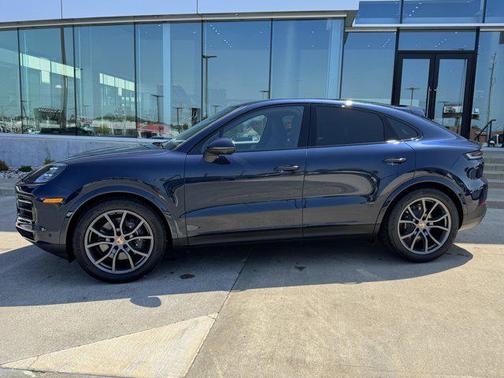 2025 Porsche Cayenne Coupe AWD