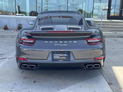 2019 Porsche 911 Turbo