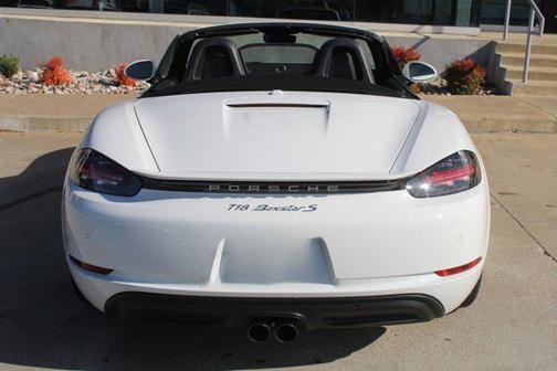 2024 Porsche 718 Boxster 