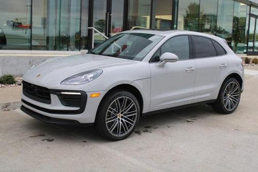 2025 Porsche Macan 