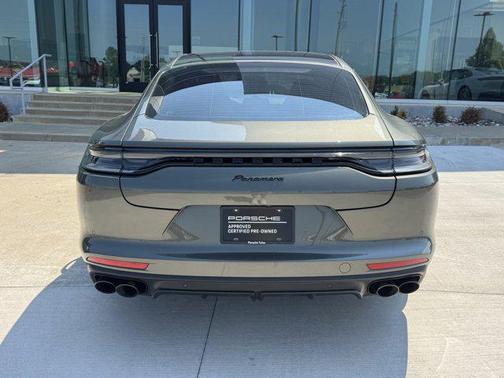 2023 Porsche Panamera Platinum Edition