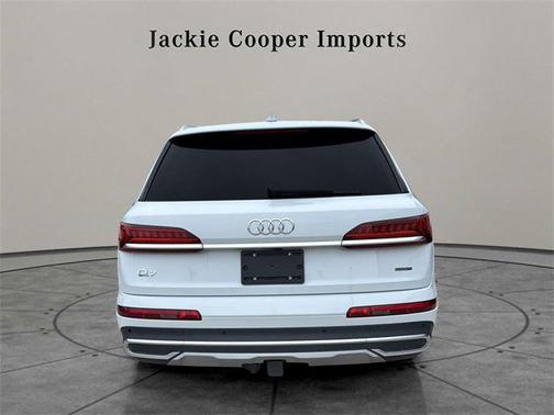 2023 Audi Q7 55 Premium Plus