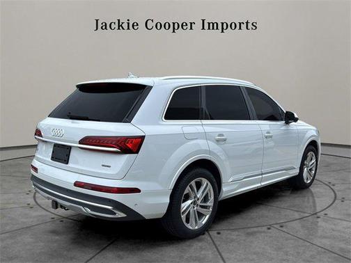 2023 Audi Q7 55 Premium Plus