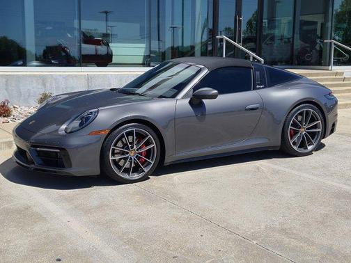 2021 Porsche 911 Targa 4S