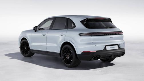 Dolomite Silver Metallic 2025 Porsche Cayenne