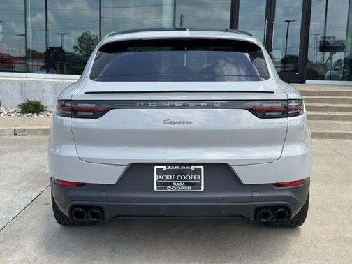 2023 Porsche Cayenne Platinum Edition
