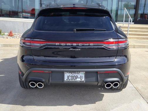 2024 Porsche Macan 