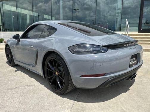 2024 Porsche 718 Cayman Style Edition