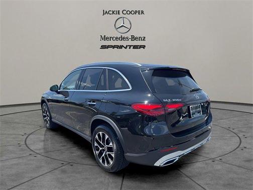 2025 Mercedes-Benz GLC 350e Base