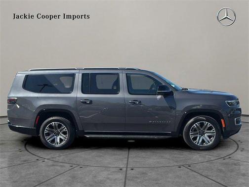 2023 Jeep Wagoneer L Series II 4x4