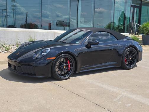 Jet Black Metallic 2026 Porsche 911