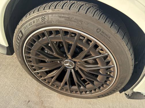 2025 Mercedes-Benz AMG GLC 43 