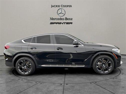 2022 BMW X6 xDrive40i