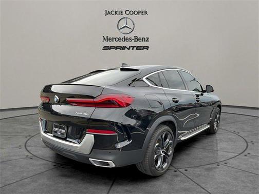 2022 BMW X6 xDrive40i