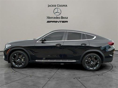 2022 BMW X6 xDrive40i