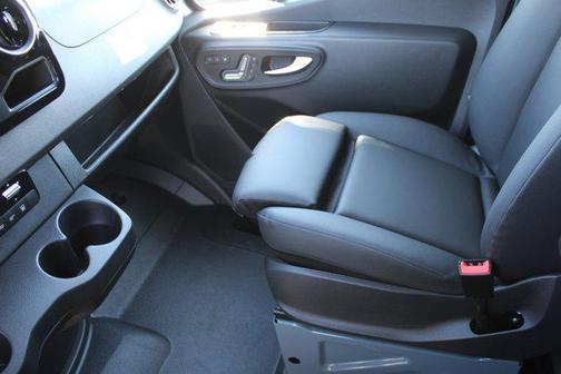2024 Mercedes-Benz Sprinter 2500 High Roof