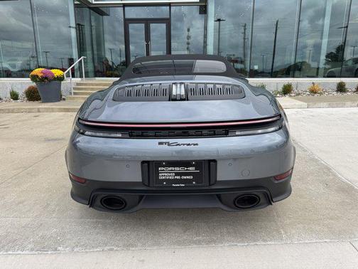 2025 Porsche 911 Carrera