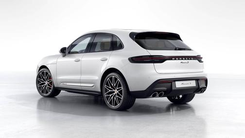 Carrara White Metallic 2023 Porsche Macan
