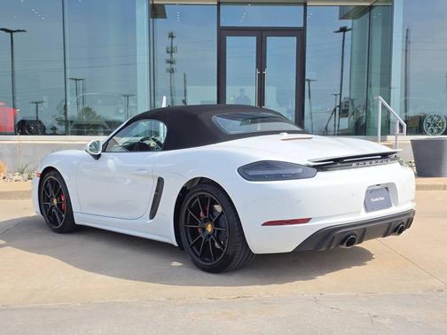 2025 Porsche 718 Boxster 