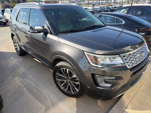 2017 Ford Explorer Platinum